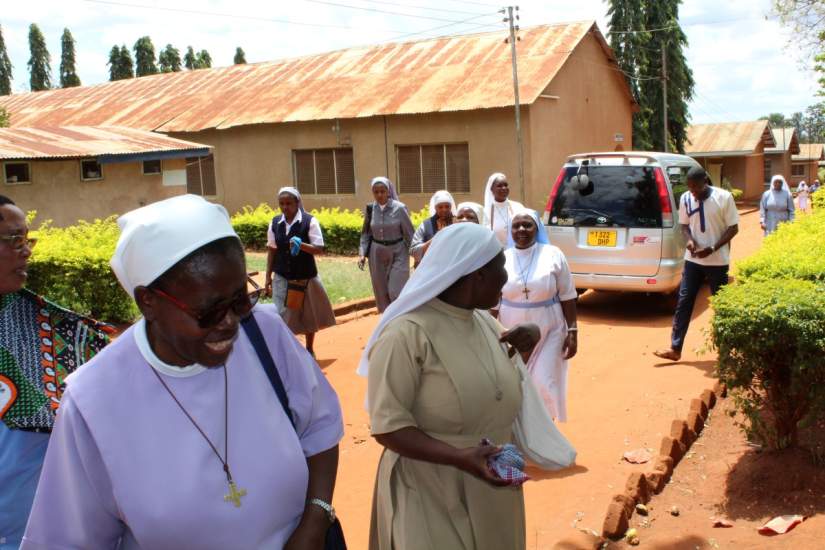 Sr. Constansia Maria Mosha, R.A. (in front) during the SLDI Finance Track II field trip to Bigwa Seminary Secondary School in Morogoro, Tanzania.