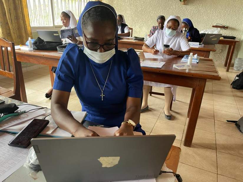 Sr. Ayumbi Ndeng, the representative for her class in Cameroon, works on an assignment as a part of the SLDI program in 2021.