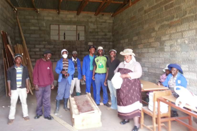 Elizabeth Bruyere Old Age Home works hand-in-hand with volunteers coming from local areas and across the border. This group helped Sr. Theresia to build a house that uses zero-energy free of charge.