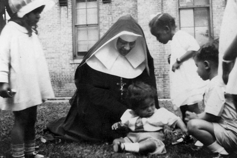 St. Katharine Drexel, the Philadelphia heiress worked to help the minority population in the USA, founded the Sisters of the Blessed Sacrament and sought to share profundity of the Cross of Christ in joy.