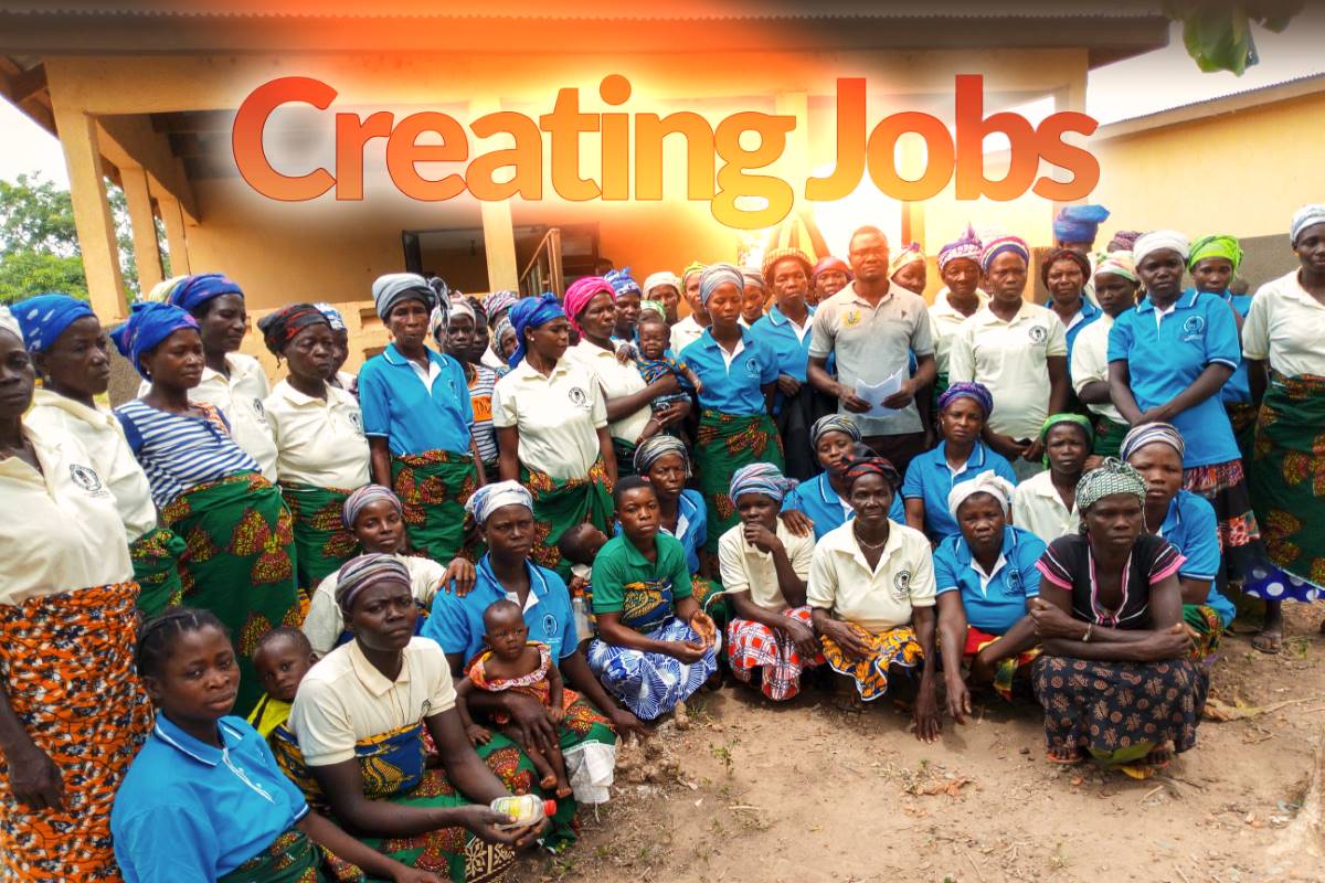 Catholic nuns who have graduated from ASEC's programs have created over 3,800+ jobs in underserved African communities. Here, members of a women's group created by Sr. Stephany learn the skill of soap-making, which will give them the ability to create income for their families.