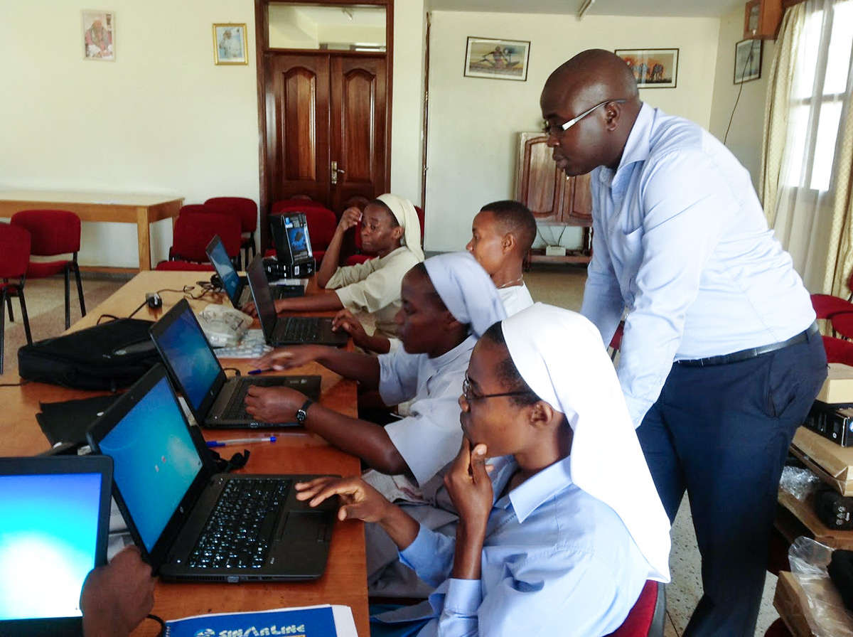 Uganda, orientation of sisters entering Marywood Online, August 2016