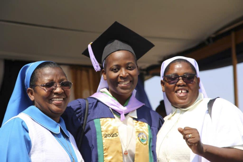 Sr Juliana Zulu L Sr Juunza Mwangani former HESA Liaison Monze and Ssr Patricia Mulenga